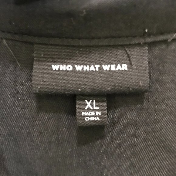 Black V Neck XL Blouse - Picture 6 of 7